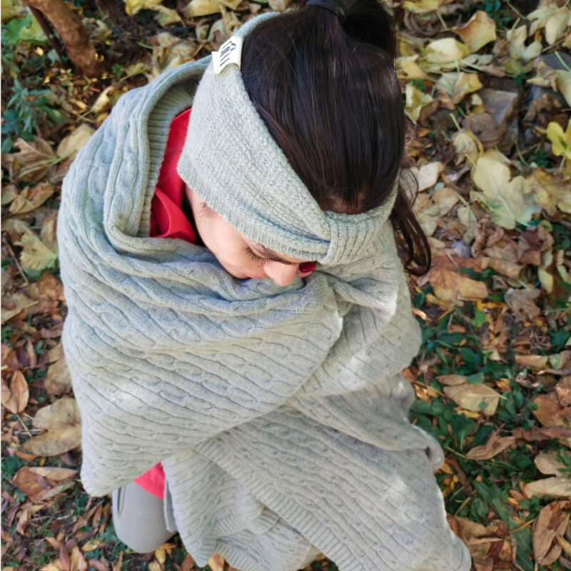 Stola a Trecce in Pura Lana Tinta con Rosmarino